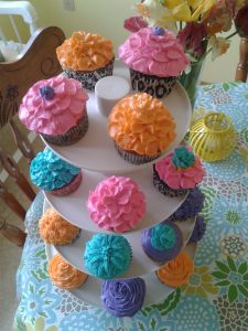 Bright Frosting Cupcakes